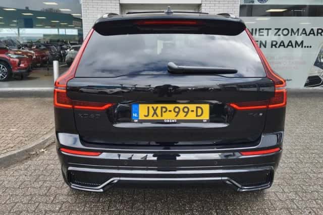 Volvo XC60 (2025) thumbnail 7