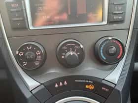 Toyota Verso-S (2011) thumbnail 20