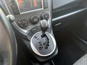 Toyota Verso-S (2011) thumbnail 21