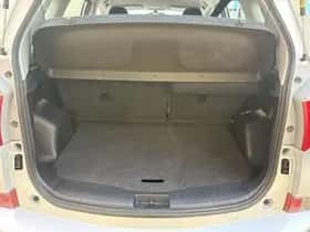 Toyota Verso-S (2011) thumbnail 29