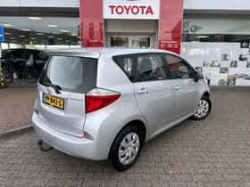 Toyota Verso-S (2011) thumbnail 4