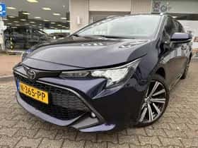 Toyota Corolla (2022) thumbnail 2