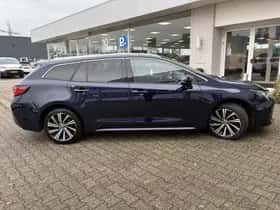 Toyota Corolla (2022) thumbnail 5