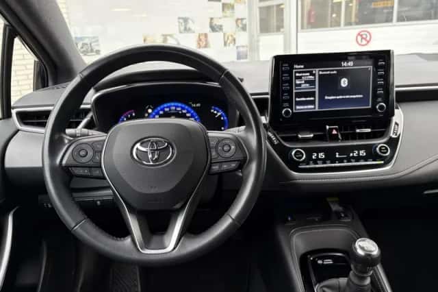 Toyota Corolla (2022) thumbnail 9