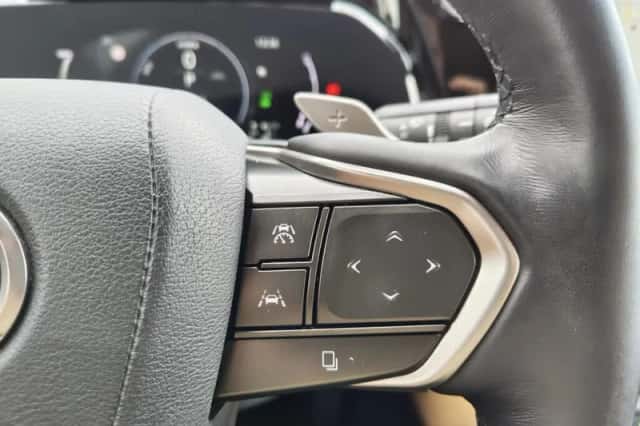 Lexus NX (2022) thumbnail 14