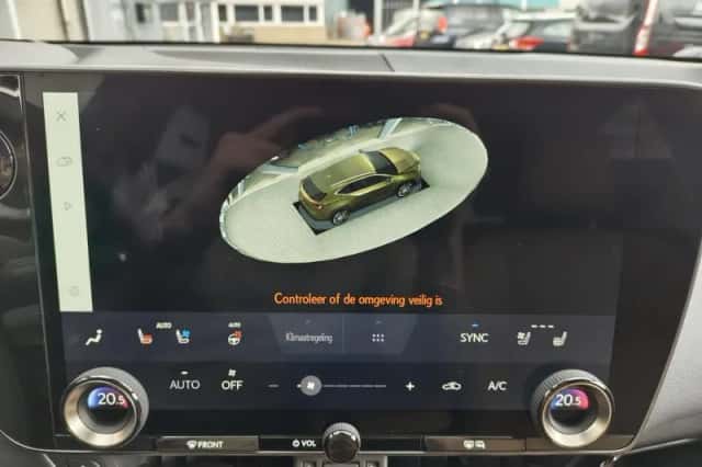 Lexus NX (2022) thumbnail 19