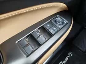 Lexus NX (2022) thumbnail 26