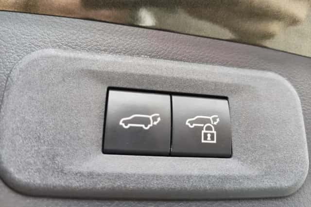 Lexus NX (2022) thumbnail 40