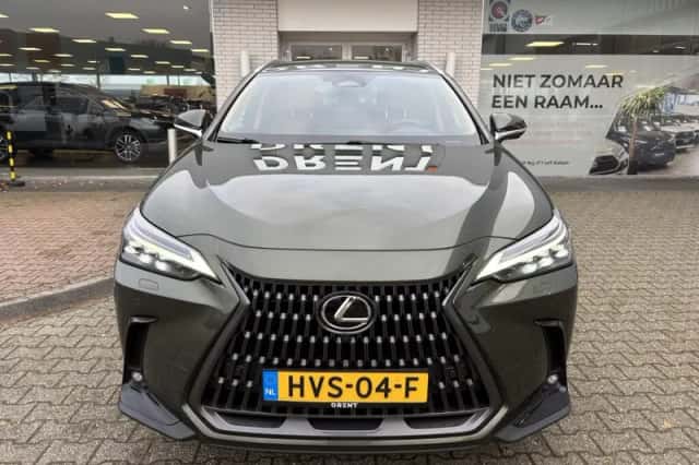 Lexus NX (2022) thumbnail 6