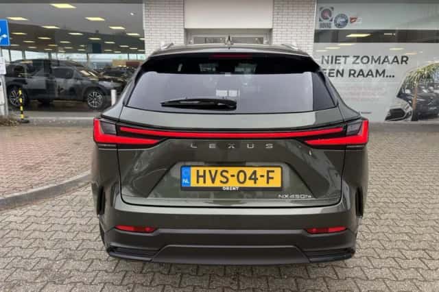 Lexus NX (2022) thumbnail 7