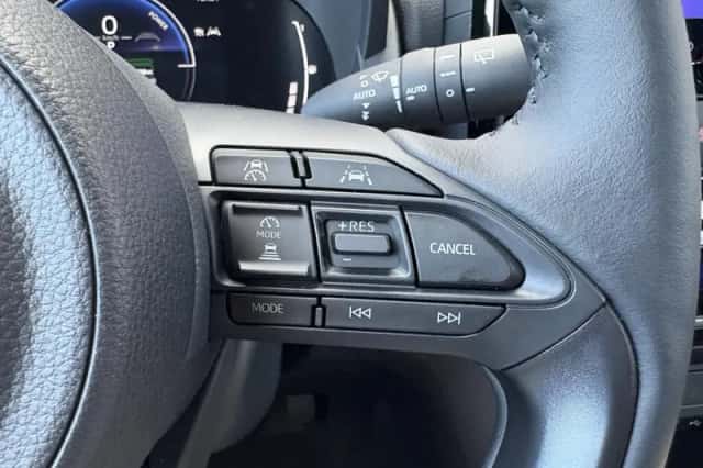 Toyota Yaris Cross (2025) thumbnail 12