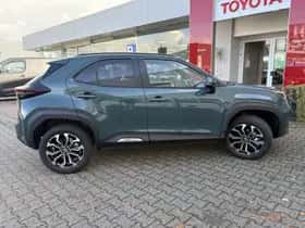 Toyota Yaris Cross (2025) thumbnail 5