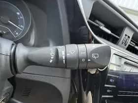 Toyota Auris (2017) thumbnail 15