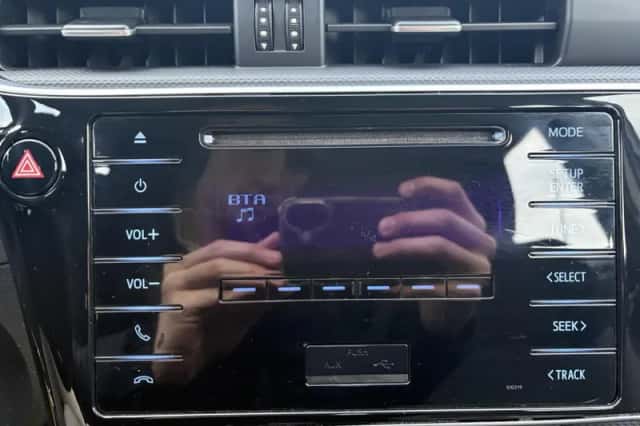 Toyota Auris (2017) thumbnail 18