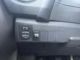 Toyota Auris (2017) thumbnail 24