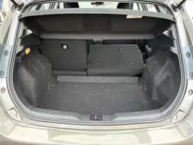 Toyota Auris (2017) thumbnail 31