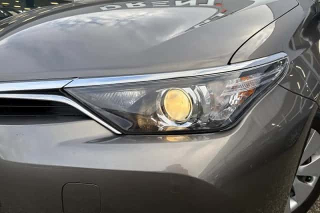 Toyota Auris (2017) thumbnail 32