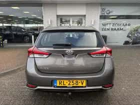 Toyota Auris (2017) thumbnail 7