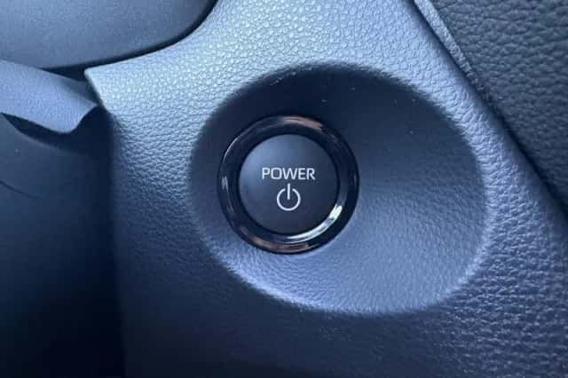 Toyota Corolla (2025) thumbnail 15