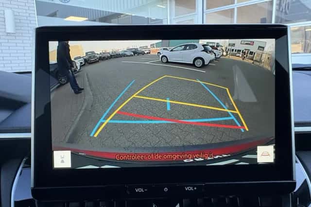 Toyota Corolla (2025) thumbnail 18