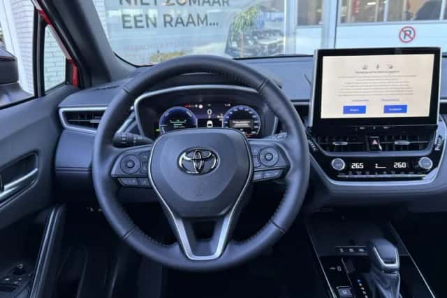 Toyota Corolla (2025) thumbnail 9