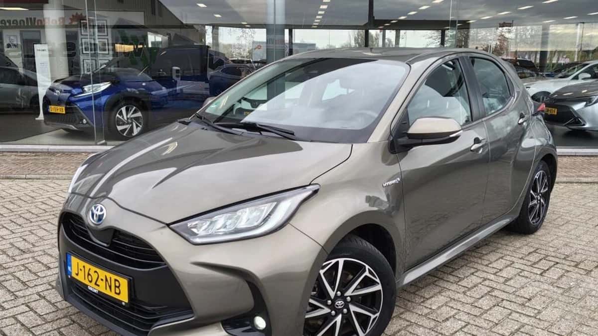 Toyota Yaris (2020) — foto 1