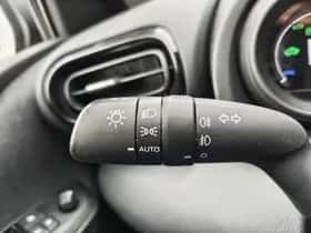 Toyota Yaris (2020) thumbnail 11