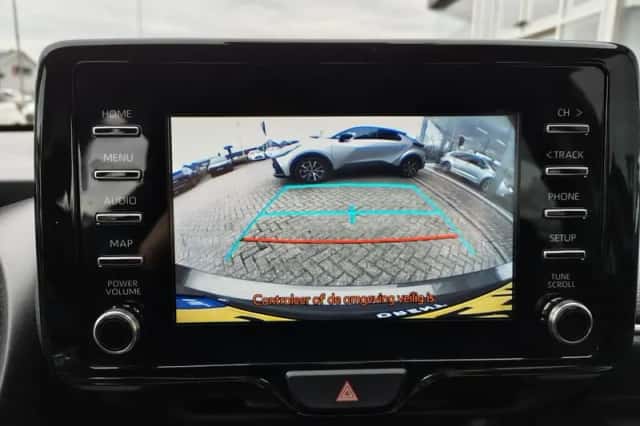 Toyota Yaris (2020) thumbnail 18