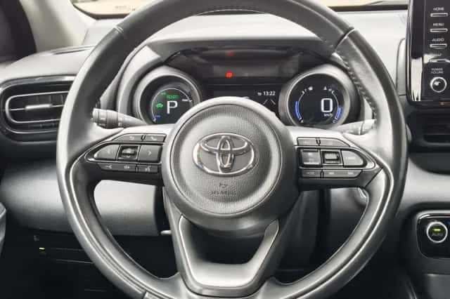 Toyota Yaris (2020) thumbnail 9