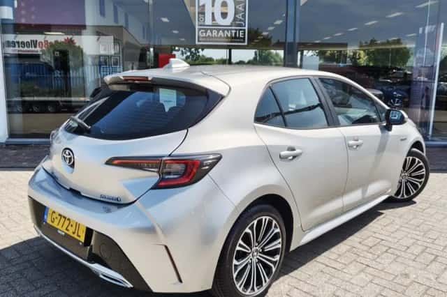 Toyota Corolla (2019) thumbnail 4