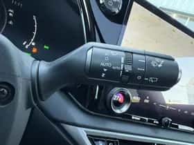Lexus RX (2023) thumbnail 14