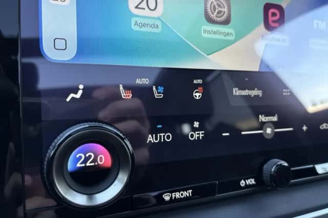 Lexus RX (2023) thumbnail 27