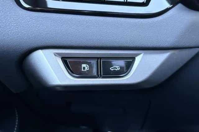Lexus RX (2023) thumbnail 33