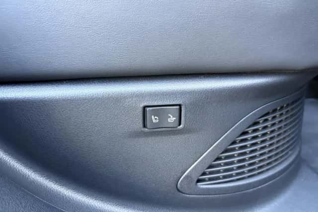 Lexus RX (2023) thumbnail 41