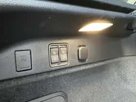 Lexus RX (2023) thumbnail 48