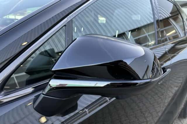 Lexus RX (2023) thumbnail 51