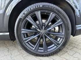 Lexus RX (2023) thumbnail 54