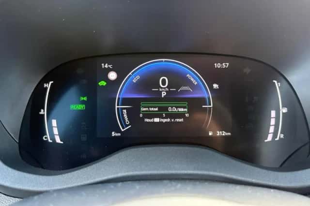 Toyota Yaris Cross (2026) thumbnail 9