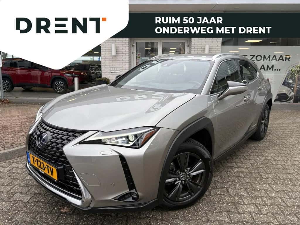 Lexus UX (2022) — foto 1
