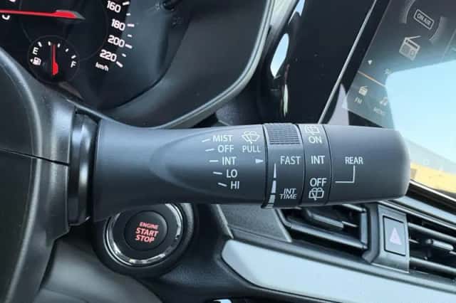 Suzuki Swift (2025) thumbnail 13