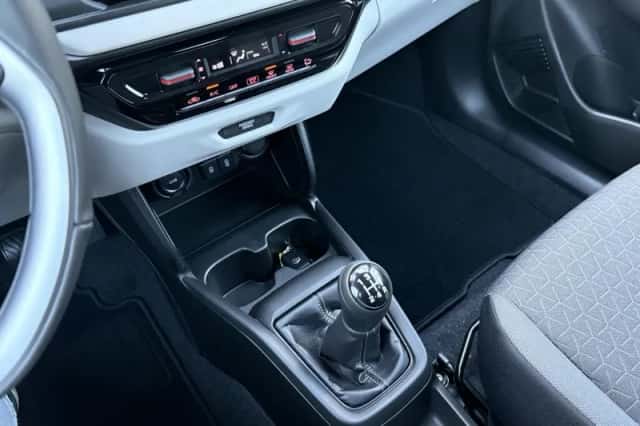 Suzuki Swift (2025) thumbnail 24