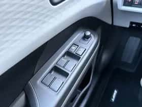 Suzuki Swift (2025) thumbnail 26