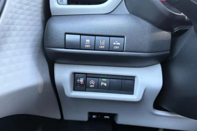 Suzuki Swift (2025) thumbnail 27