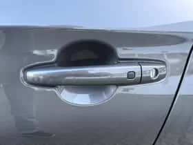 Suzuki Swift (2025) thumbnail 36