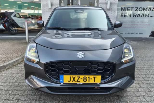 Suzuki Swift (2025) thumbnail 6