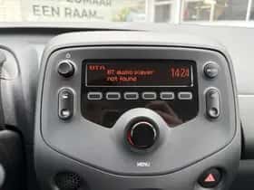Toyota Aygo (2022) thumbnail 16