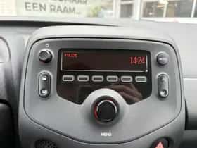 Toyota Aygo (2022) thumbnail 18