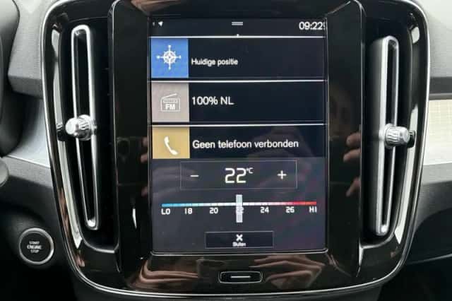 Volvo XC40 (2019) thumbnail 22