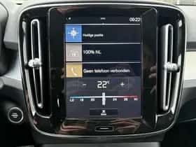 Volvo XC40 (2019) thumbnail 22