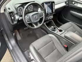 Volvo XC40 (2019) thumbnail 30